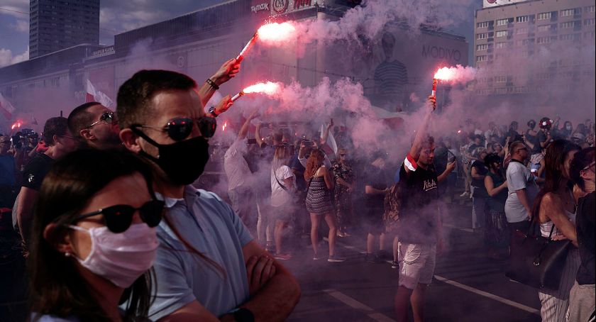 Godzina 17 Rondo Dmowskiego