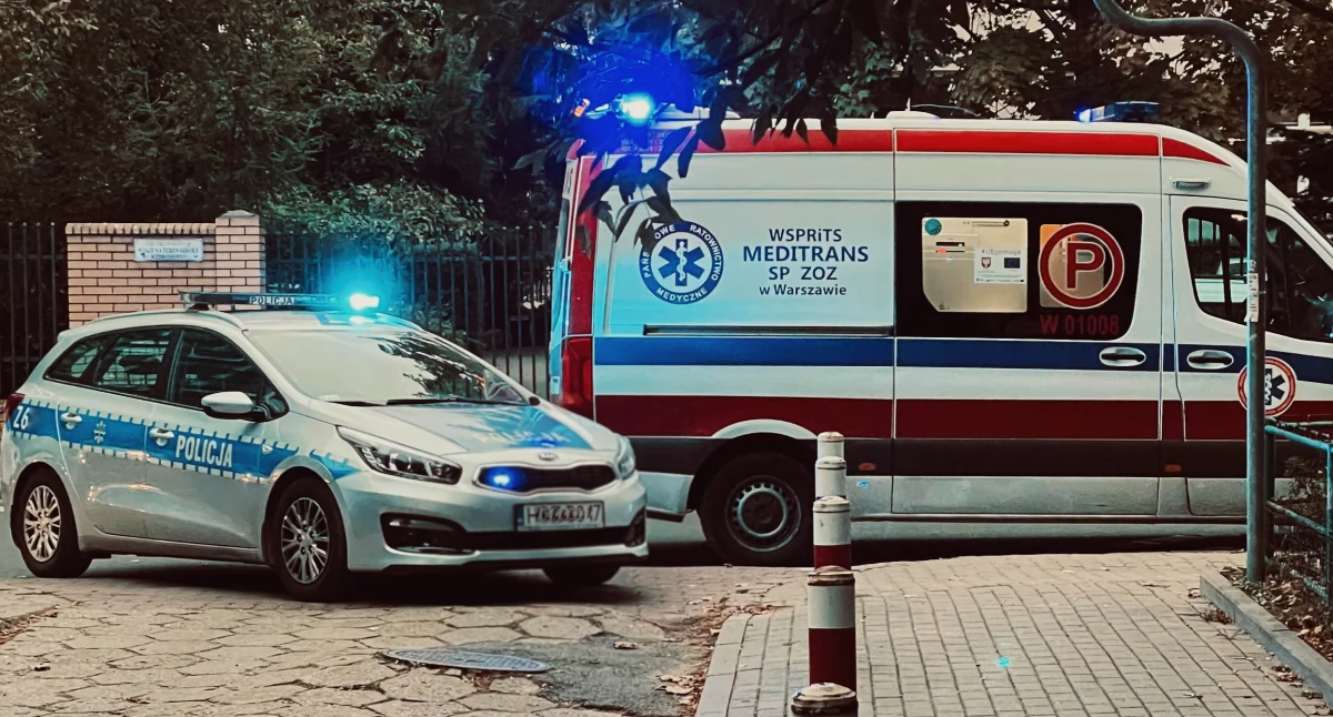 Działania służb, Tragiczny wypadek Śródmieściu Mężczyzna zginął upadku pasażu handlowym - zdjęcie, fotografia