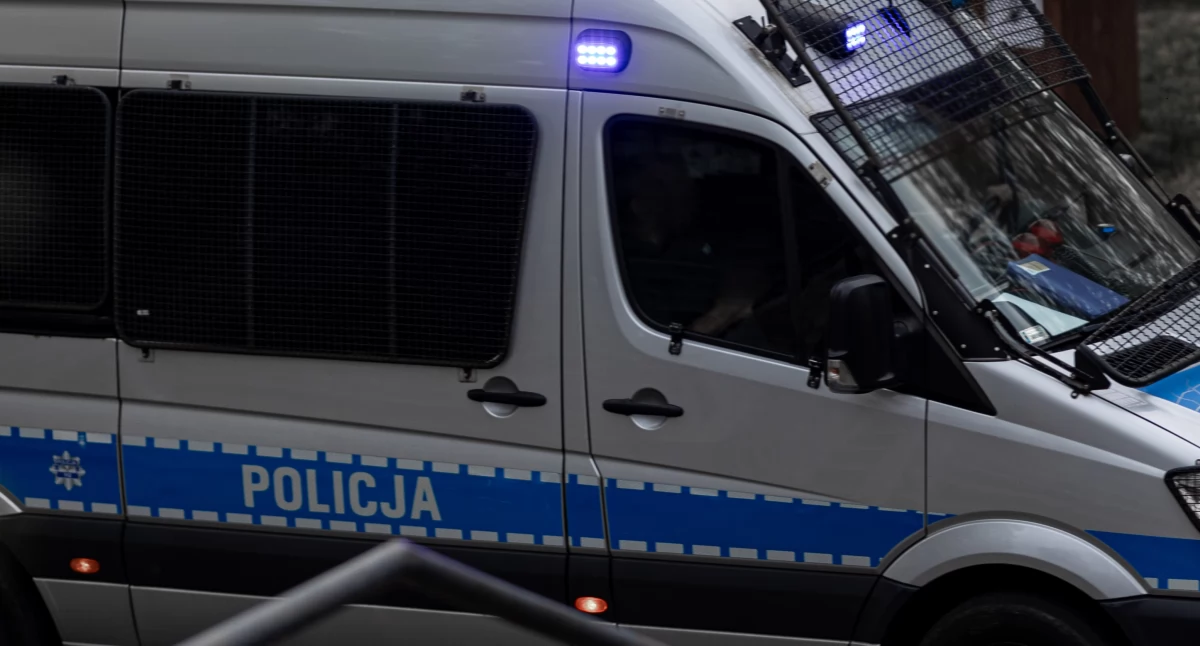 Działania służb, Ćwiczenia kontrterrorystyczne centrum Warszawy Policja szkoli Varso Tower ramach projektu HECTOR - zdjęcie, fotografia