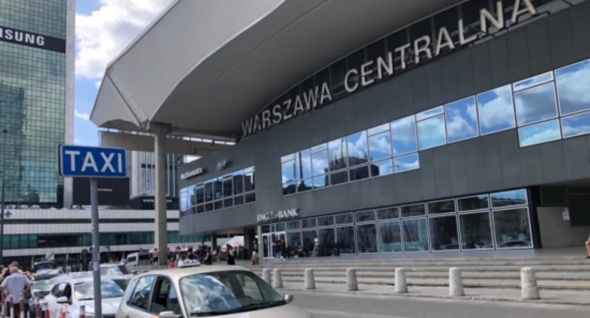 Aktualnosci , dzierżawca postoju Dworcem Centralnym znamy wyniki przetargu - zdjęcie, fotografia