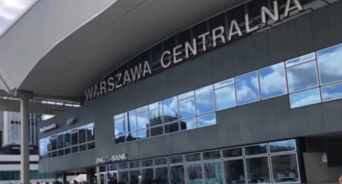 Aktualnosci , ŚMIERTELNY WYPADEK Dworcu Centralnym Mężczyzna zginął pociągiem - zdjęcie, fotografia