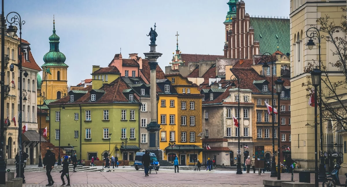Ulice, Utrudnienia Śródmieściu Ulicami Warszawy przejdzie Droga Krzyżowa - zdjęcie, fotografia