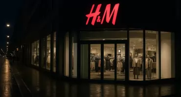Koniec H&M przy Marszałkowskiej. Kultowy sklep zamknął się po dwóch dekadach