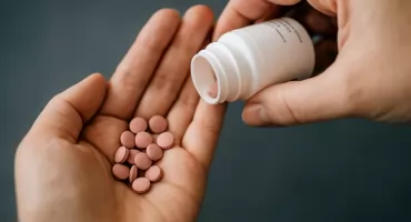 Dramat w Śródmieściu! Notariuszka miała TRUĆ CIĘŻARNĄ wspólniczkę