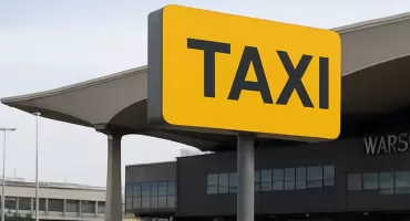 Postój taksówek pod Dworcem Centralnym - ZDM szuka nowego dzierżawcy