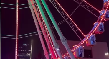 Diabelskie koło pod Pałacem Kultury i Nauki na stałe? Ruszyła petycja w tej sprawie