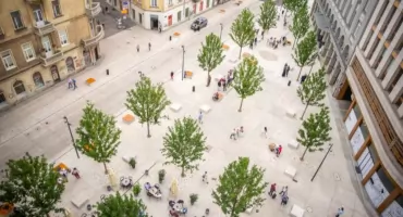 Plac Pięciu Rogów zmieni nazwę? Chcą upamiętnić Wandę Traczyk-Stawską